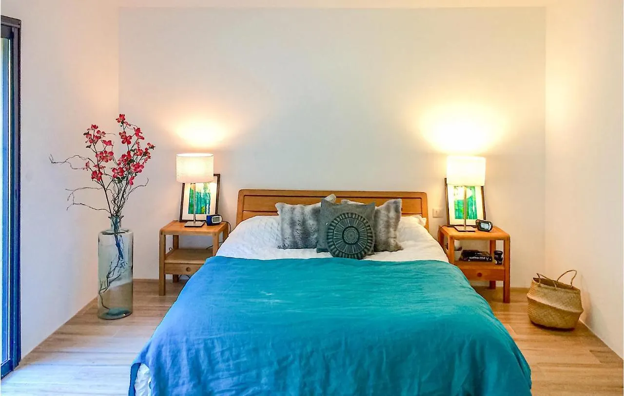 Holiday home 3 Bedroom Gorgeous Home In Giens Hyeres